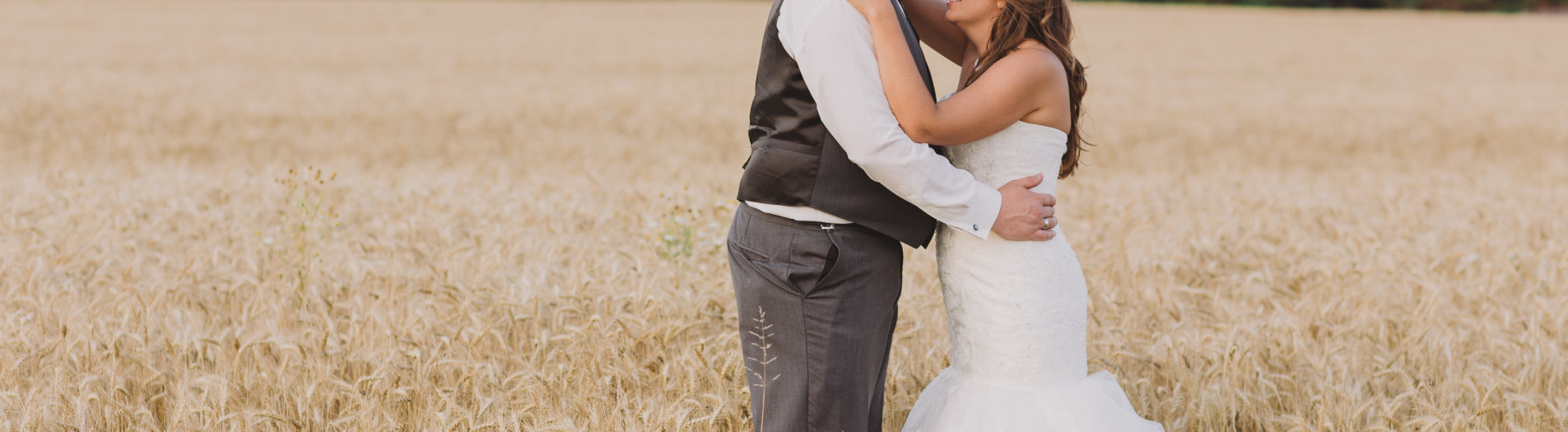 Aaron & Leanne Married! Stoney Creek, Ontario Wedding Photography